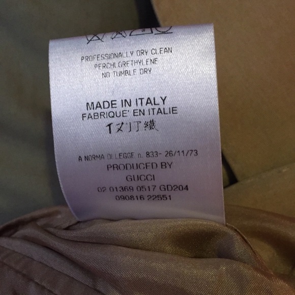 COPY - Vintage Silk Gucci Neutral Women’s Suit Jacket 100% Seta Silk EUC Made i… - Picture 15 of 15